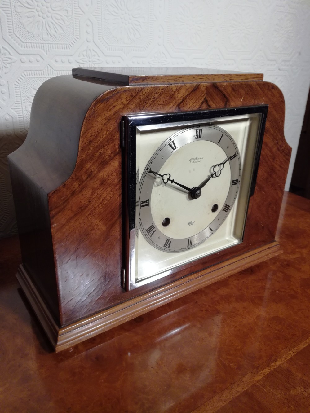 Art-Deco Elliot Walnut Mantel Clock View III