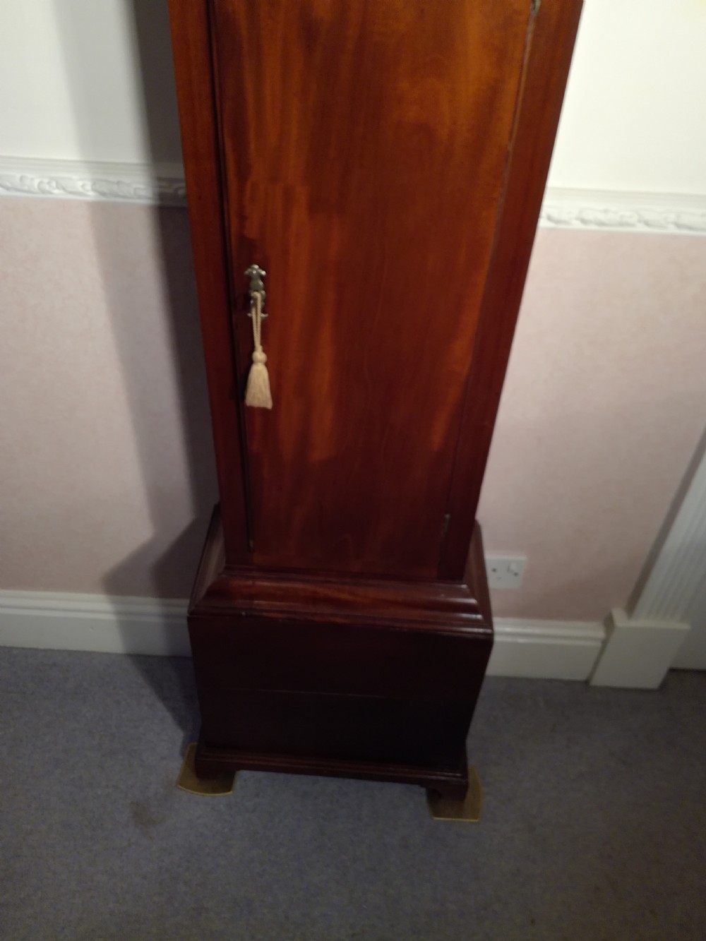 George 111 Mahogany Long-Case Clock.
Thos. Field of Bath. View IV