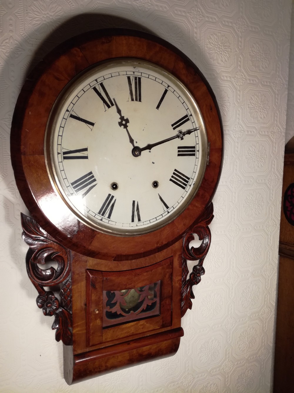 Dropdial Striking Wall Clock View II