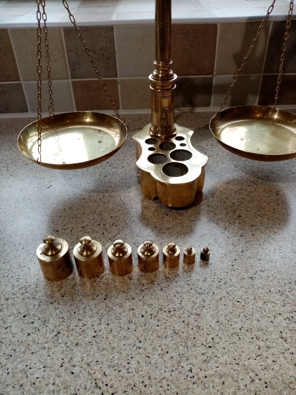  Kitchen Balance Scales View V