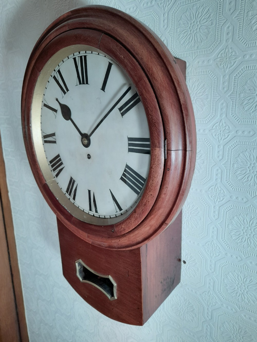 Drop-dial, fusee, Wall Clock View III