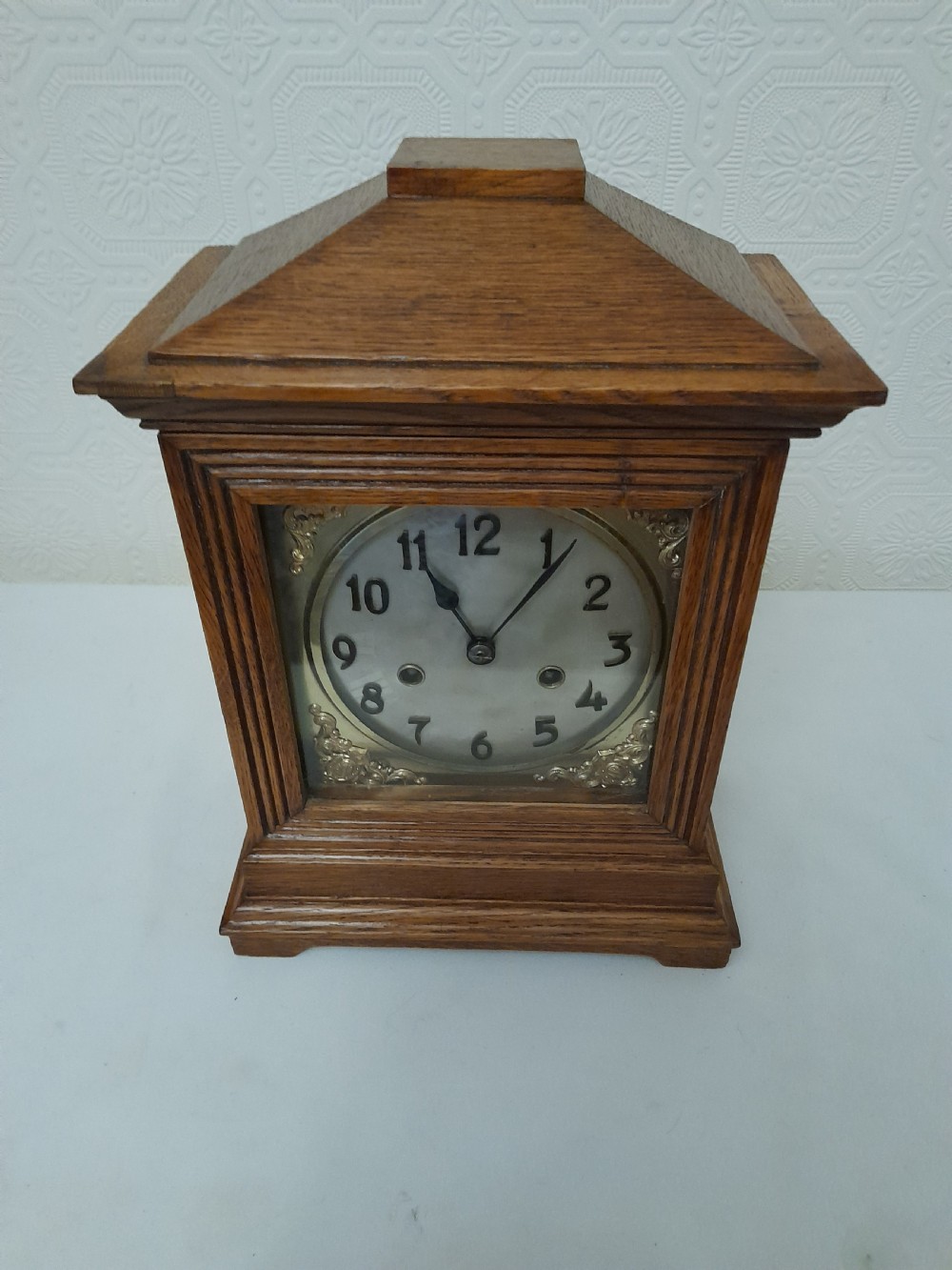 Arts & Crafts Style Bracket/Mantel Clock View IV