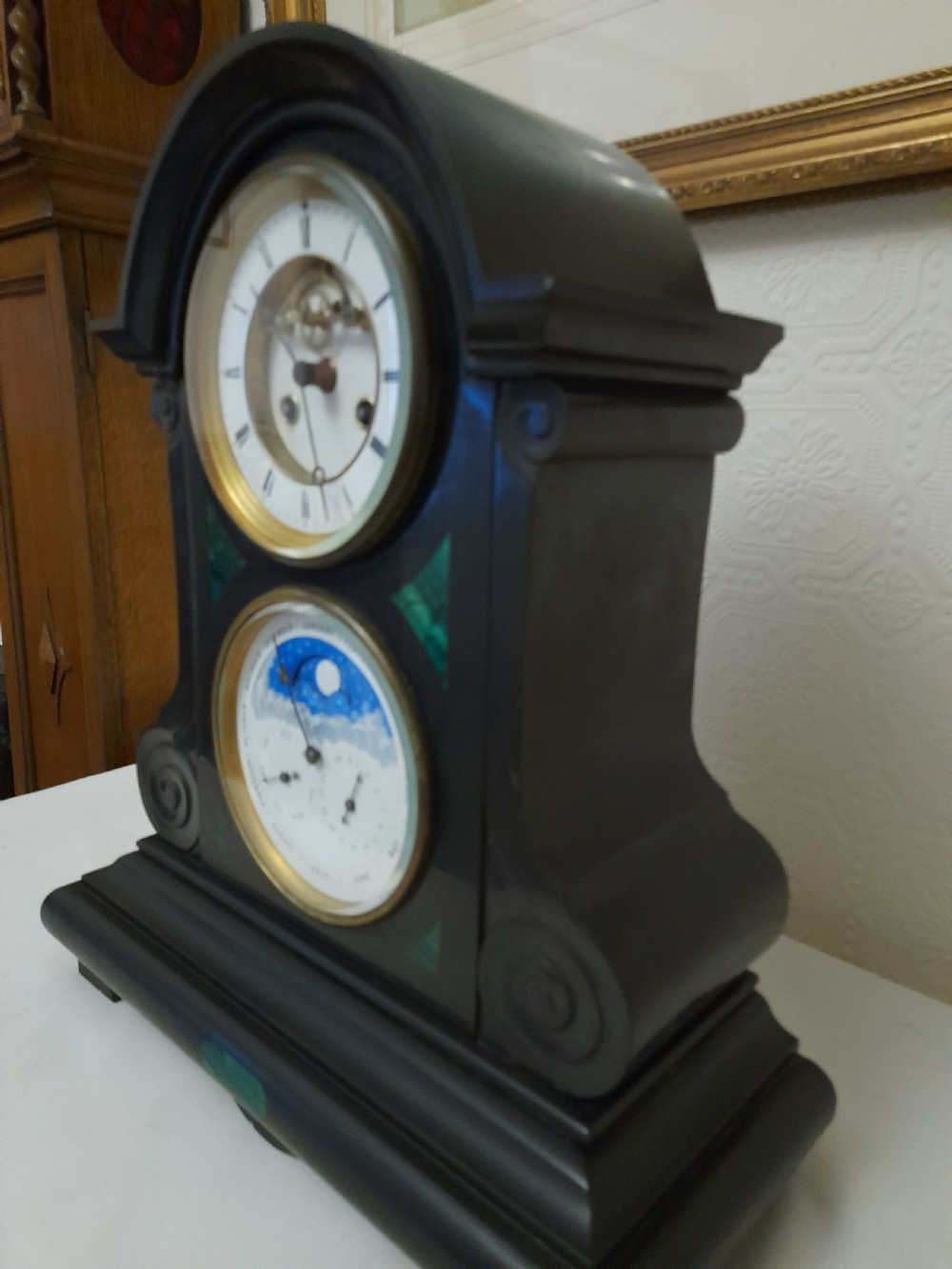 Perpetual Calendar Clock View III