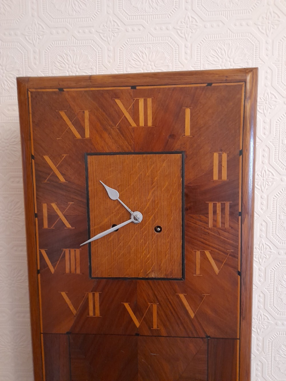 Art-Deco Striking Wall Clock View III