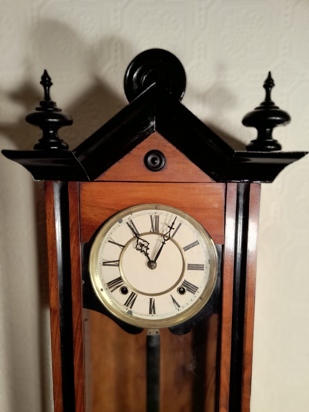 Spring driven, Slim-line Vienna Wall Clock View III