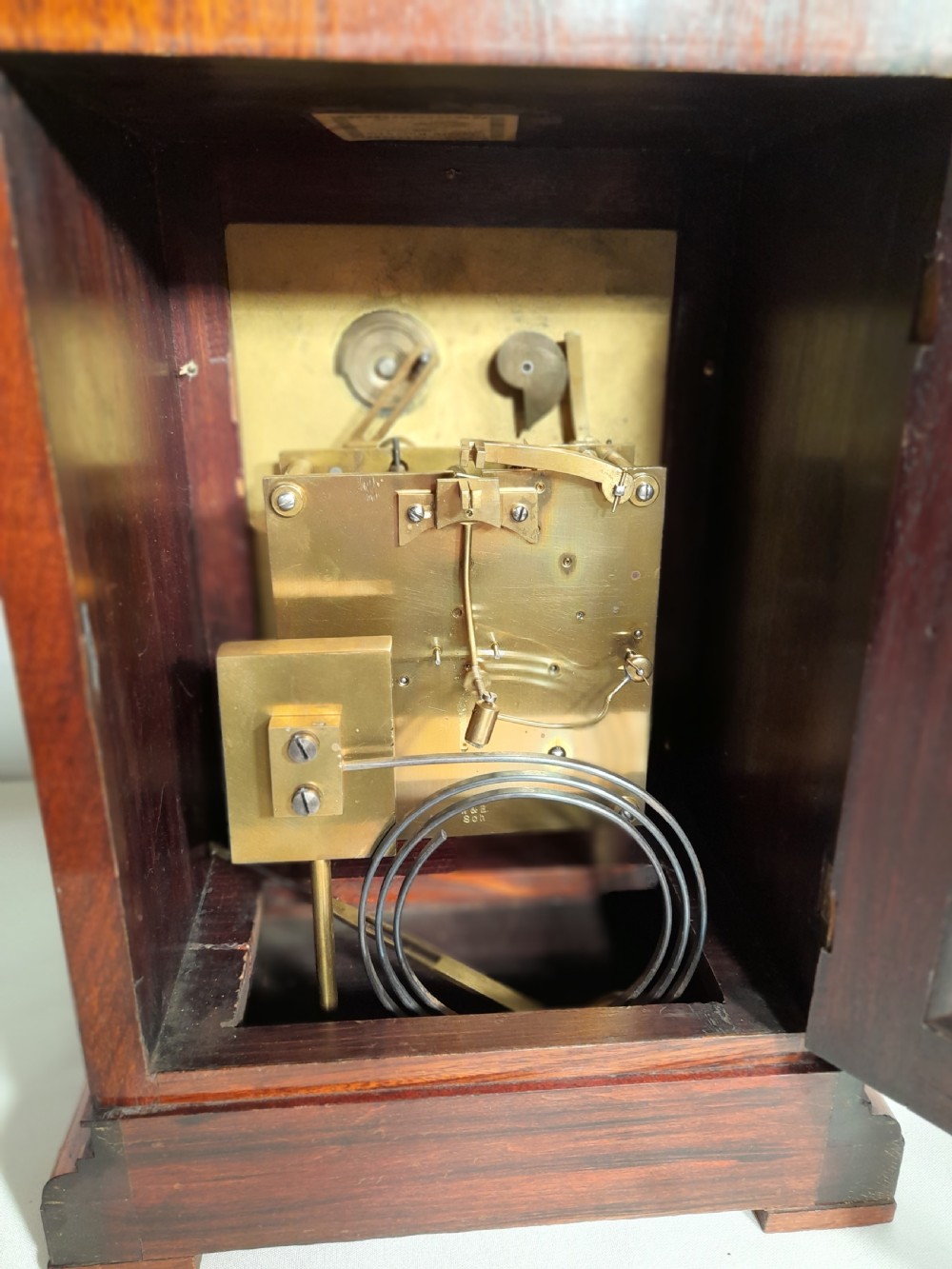 Camera Kuss Bracket/mantel Clock View VIII