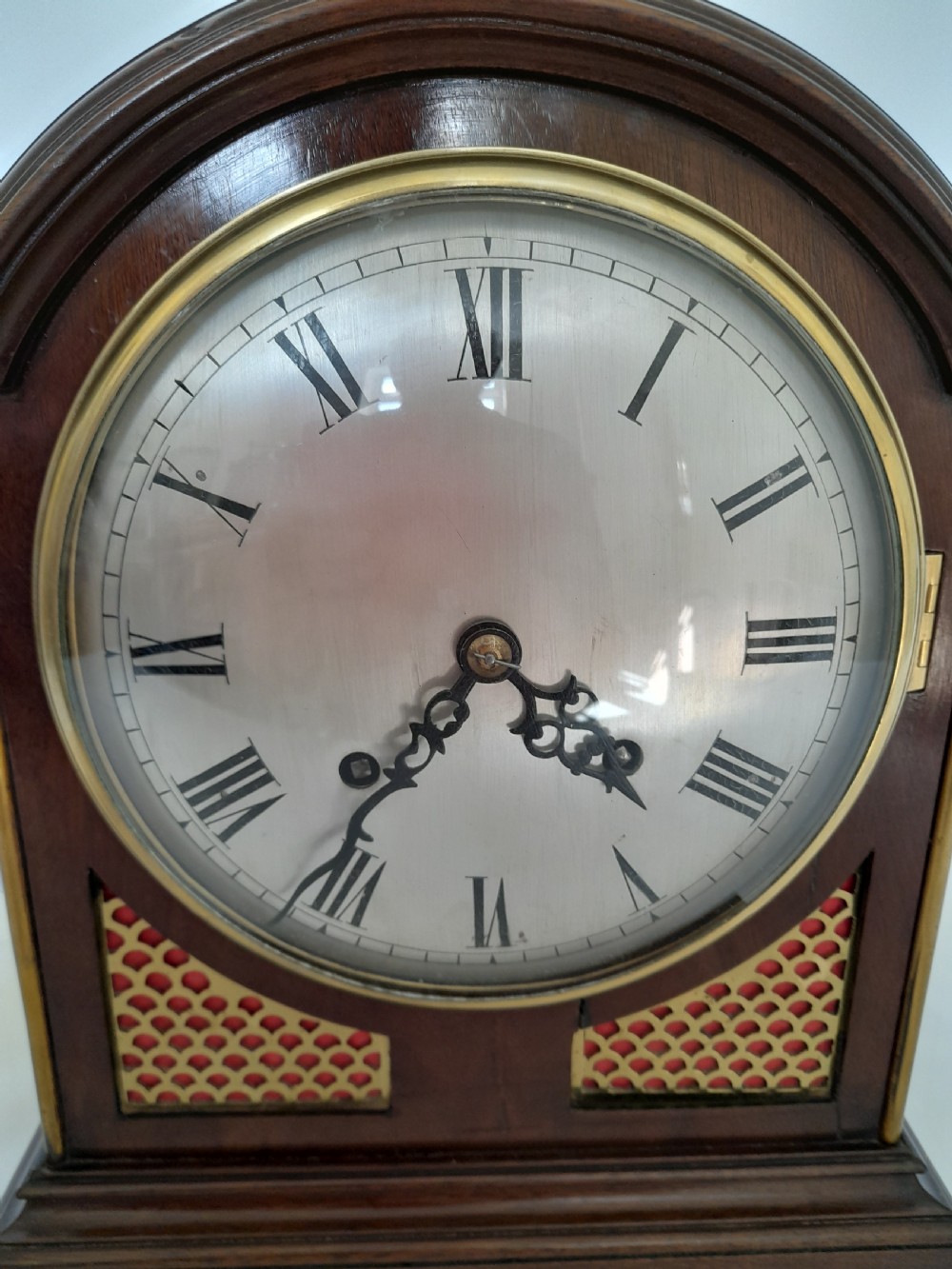 Mahogany Padtop Bracket/Mantel Clock View VI