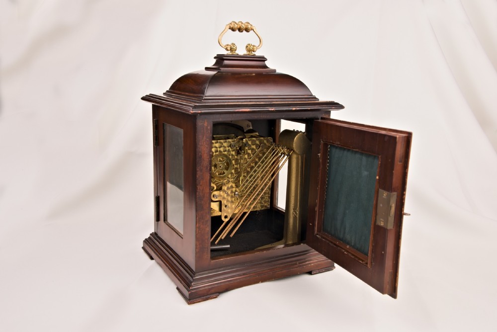 Westminster-Chime, Mahogany, Mantel/Bracket Clock View V
