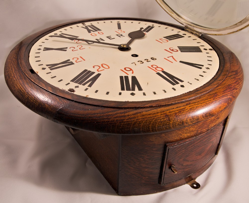 L.N.E.R. Railway Clock. ADWICK JUNCTION. View VII