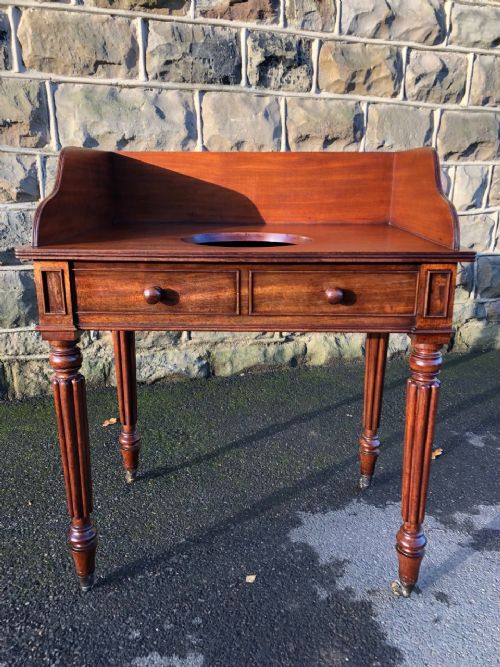 Antique Mahogany Washstand Gillows
