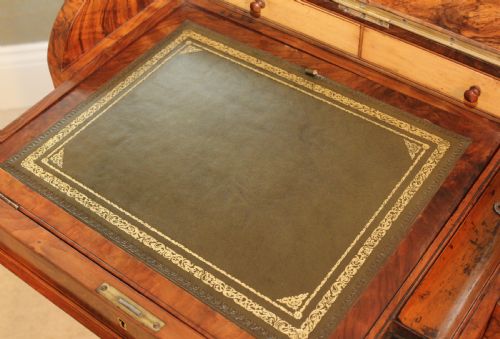 A FINE QUALITY VICTORIAN BURR WALNUT INLAID PIANO TOP POP UP DAVENPORT BY JAMES SHOOLBRED CO - ADDITIONAL PHOTO 8