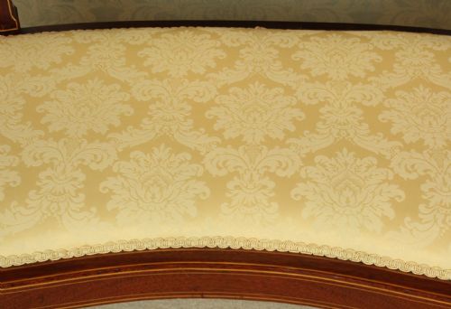 AN EXQUISITE LATE VICTORIAN MAHOGANY INLAID UPHOLSTERED SETTEE - ADDITIONAL PHOTO 5