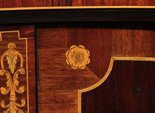 A SUPERB LATE VICTORIAN MAHOGANY INLAID SERPENTINE COMMODE BY EDWARDS ROBERTS - ADDITIONAL PHOTO 7