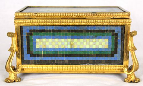 A LATE 19TH CENTURY ITALIAN MICRO MOSAIC AND ORMOLU BOX WITH REDLINED INTERIOR - ADDITIONAL PHOTO 4