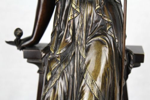 A FINE PAIR OF 19TH CENTURY EGYPTIAN STYLE BRONZE MAIDENS BY EUTROPE BOURET FRANCE 1833 1906 - ADDITIONAL PHOTO 4