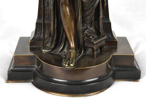 A FINE PAIR OF 19TH CENTURY EGYPTIAN STYLE BRONZE MAIDENS BY EUTROPE BOURET FRANCE 1833 1906 - ADDITIONAL PHOTO 15