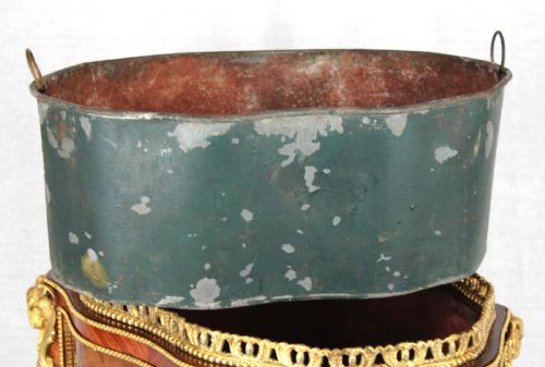 A FINE VICTORIAN BURR WALNUT AND AMBOYNA ORMOLU MOUNTED TABLE TOP JARDINERE - ADDITIONAL PHOTO 6