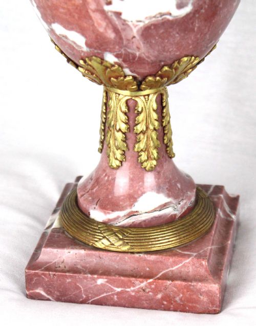 A PAIR OF LATE 19TH C ROUGE MARBLE AND ORMOLU MOUNTED CASSOLETTES WITH ACORN FINIAL - ADDITIONAL PHOTO 6
