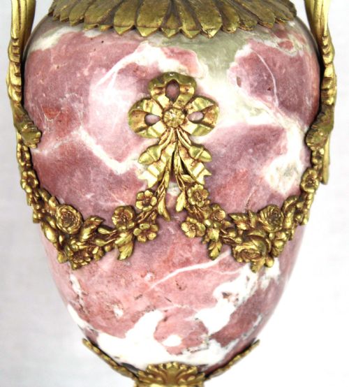 A PAIR OF LATE 19TH C ROUGE MARBLE AND ORMOLU MOUNTED CASSOLETTES WITH ACORN FINIAL - ADDITIONAL PHOTO 7