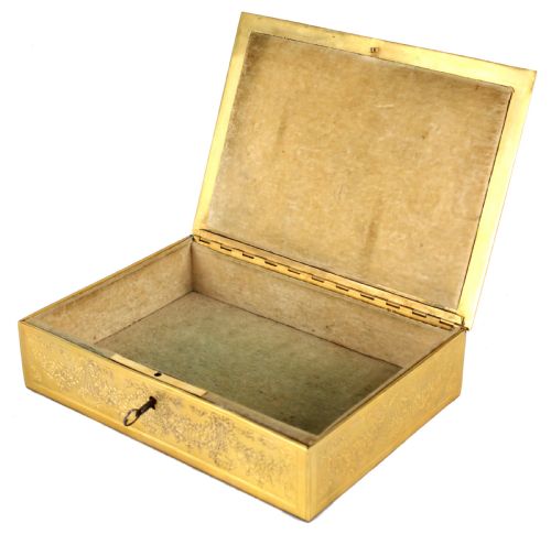 A FINE LATE 19TH C FRENCH FINELY ENGRAVED GILT METAL RECTANGULAR LADIES DRESSING CASKET - ADDITIONAL PHOTO 1