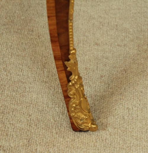 AN EXCEPTIONAL VICTORIAN BURR WALNUT INLAID AND ORMOLU MOUNTED JARDINIRE - ADDITIONAL PHOTO 5