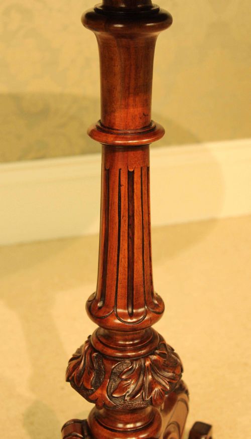 A FINE QUALITY VICTORIAN BURRWALNUT INLAID OVAL TRIPOD TABLE - ADDITIONAL PHOTO 4