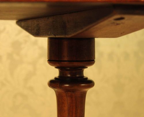 A FINE QUALITY VICTORIAN BURRWALNUT INLAID OVAL TRIPOD TABLE - ADDITIONAL PHOTO 5