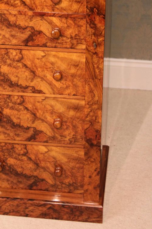 A FINE QUALITY VICTORIAN FIGURED BURR WALNUT SECRETAIRE WELLINGTON CHEST - ADDITIONAL PHOTO 2