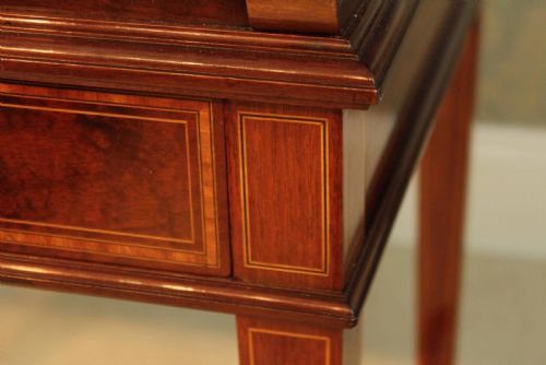 A BEAUTIFUL LATE VICTORIAN MAHOGANY CYLINDER DESK BY MAPLE CO - ADDITIONAL PHOTO 9