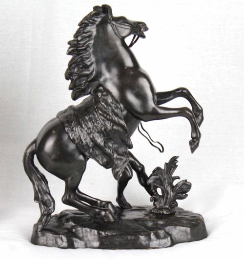 A FINE PAIR OF 19TH CENTURY BRONZE MARLEY HORSES WITH FIGURES - ADDITIONAL PHOTO 7