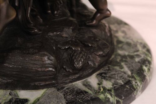 A QUALITY LATE 19TH CENTURY LARGE BRONZE GROUP THE FAMILY AFTER CLODION - ADDITIONAL PHOTO 4