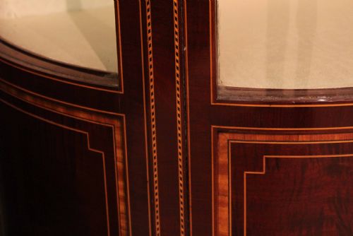 A FINE QUALITY PAIR OF EDWARDIAN INLAID BOWFRONT GLAZED DISPLAY CABINETS - ADDITIONAL PHOTO 6