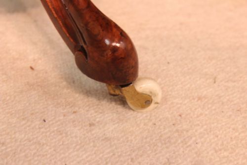 AN EXQUISITE VICTORIAN BURR WALNUT CABRIOLE LEG BABY SUTHERLAND TABLE - ADDITIONAL PHOTO 6