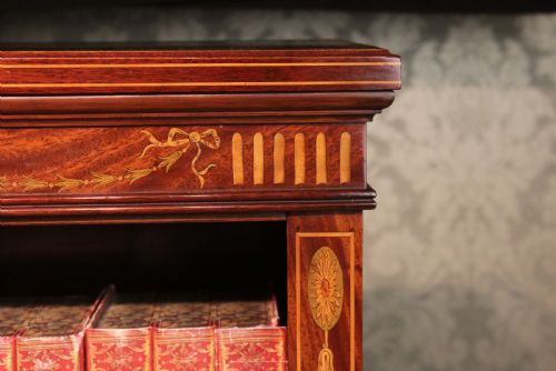 A FINE QUALITY MAHOGANY LATE VICTORIAN INLAID OPEN BOOKCASE BY MAPLE CO - ADDITIONAL PHOTO 2
