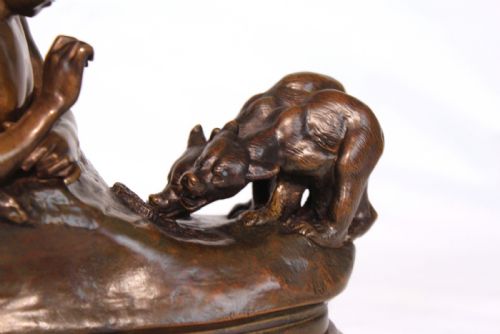 THE QUALITY EARLY 20TH CENTURY FRENCH BRONZE OF A GREYHOUND - ADDITIONAL PHOTO 4