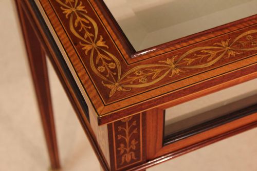 AN EDWARDS ROBERTS FINE QUALITY LATE VICTORIAN MAHOGANY INLAID RECTANGULAR BIJOUTERIE TABLE - ADDITIONAL PHOTO 1