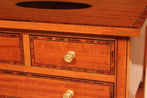 THE QUALITY EDWARDIAN SATINWOOD INLAID SIDE TABLE - ADDITIONAL PHOTO 1
