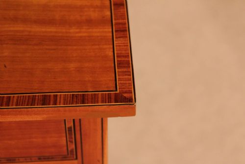 THE QUALITY EDWARDIAN SATINWOOD INLAID SIDE TABLE - ADDITIONAL PHOTO 4