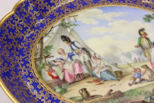 A 19TH CENTURY SEVRES STYLE PORCELAIN PLAQUE OF A MILITARY ENCAMPMENT - ADDITIONAL PHOTO 1
