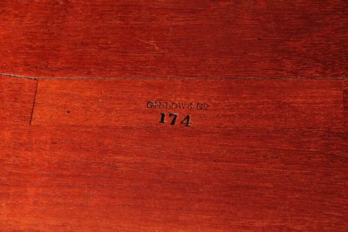 THE GILLOWS VICTORIAN BURRWALNUT KINGWOOD MOUNTED CENTRE TABLE - ADDITIONAL PHOTO 2