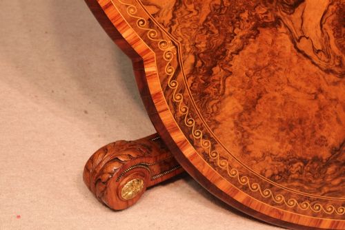 THE GILLOWS VICTORIAN BURRWALNUT KINGWOOD MOUNTED CENTRE TABLE - ADDITIONAL PHOTO 8