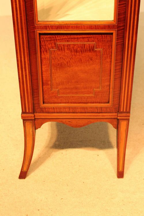 AN EXHIBITION QUALITY LATE VICTORIAN MAHOGANY MARQUETRY FIDDLEBACK DISPLAY CABINET - ADDITIONAL PHOTO 11