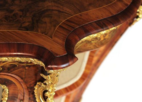 AN EXHIBITION QUALITY INLAID VICTORIAN BURR WALNUT AND ORMOLU CREDENZA - ADDITIONAL PHOTO 6