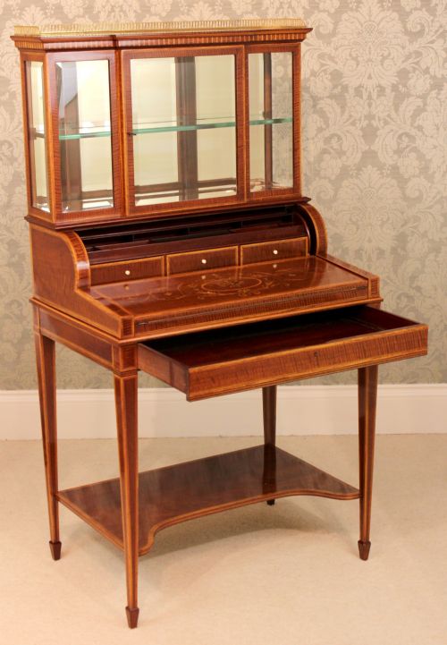 EDWARDS ROBERTS MINIATURE CYLINDER DESK - ADDITIONAL PHOTO 1