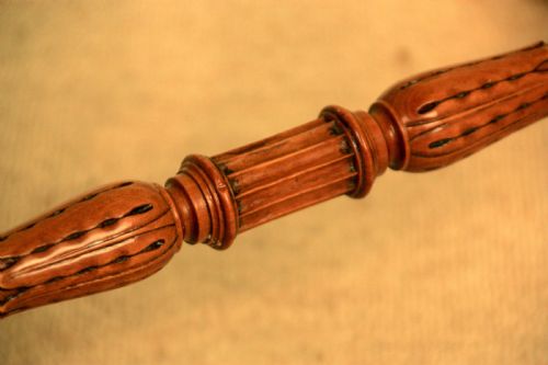 A FINE VICTORIAN MAHOGANY AND SATINWOOD INLAID LYRE ENDED JARDINERE - ADDITIONAL PHOTO 5