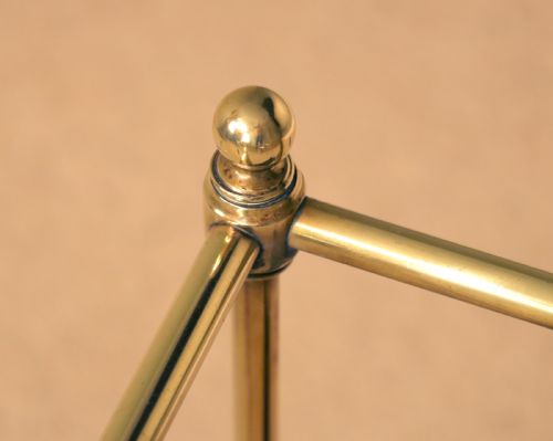 A QUALITY EDWARDIAN BRASS STICK STAND - ADDITIONAL PHOTO 1