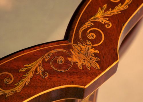 A FINE QUALITY LATE VICTORIAN MAHOGANY INLAID SHAPED BIJOUT - ADDITIONAL PHOTO 2