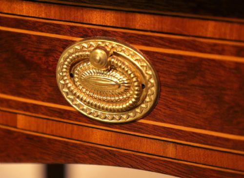 A QUALITY PAIR OF VICTORIAN MAHOGANY INLAID DROP LEAF SIDE TABLES - ADDITIONAL PHOTO 4
