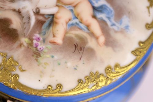 A MID 18TH CENTURY SEVRES MOUNTED PALE BLUE TABLE CASKET - ADDITIONAL PHOTO 3