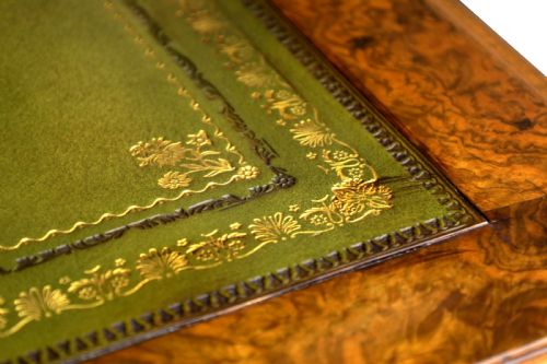 A FINE VICTORIAN BURR WALNUT AND MAHOGANY PARTNERS DESK - ADDITIONAL PHOTO 4